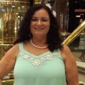 Meet your Posher, Denise